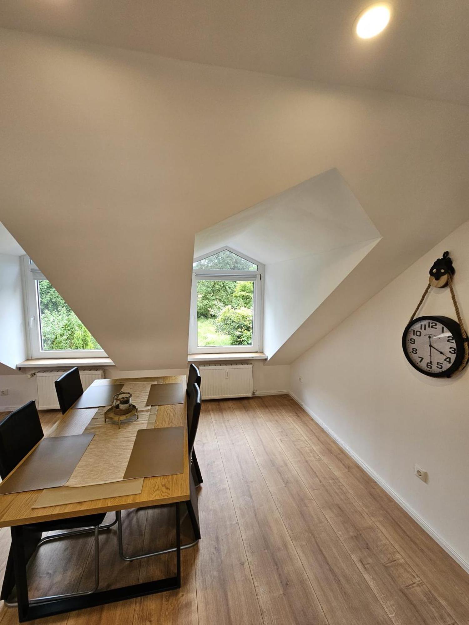 Tautraum Suite Mit Whirlpool Und Gruenem Ausblick Wilhelmshaven Extérieur photo