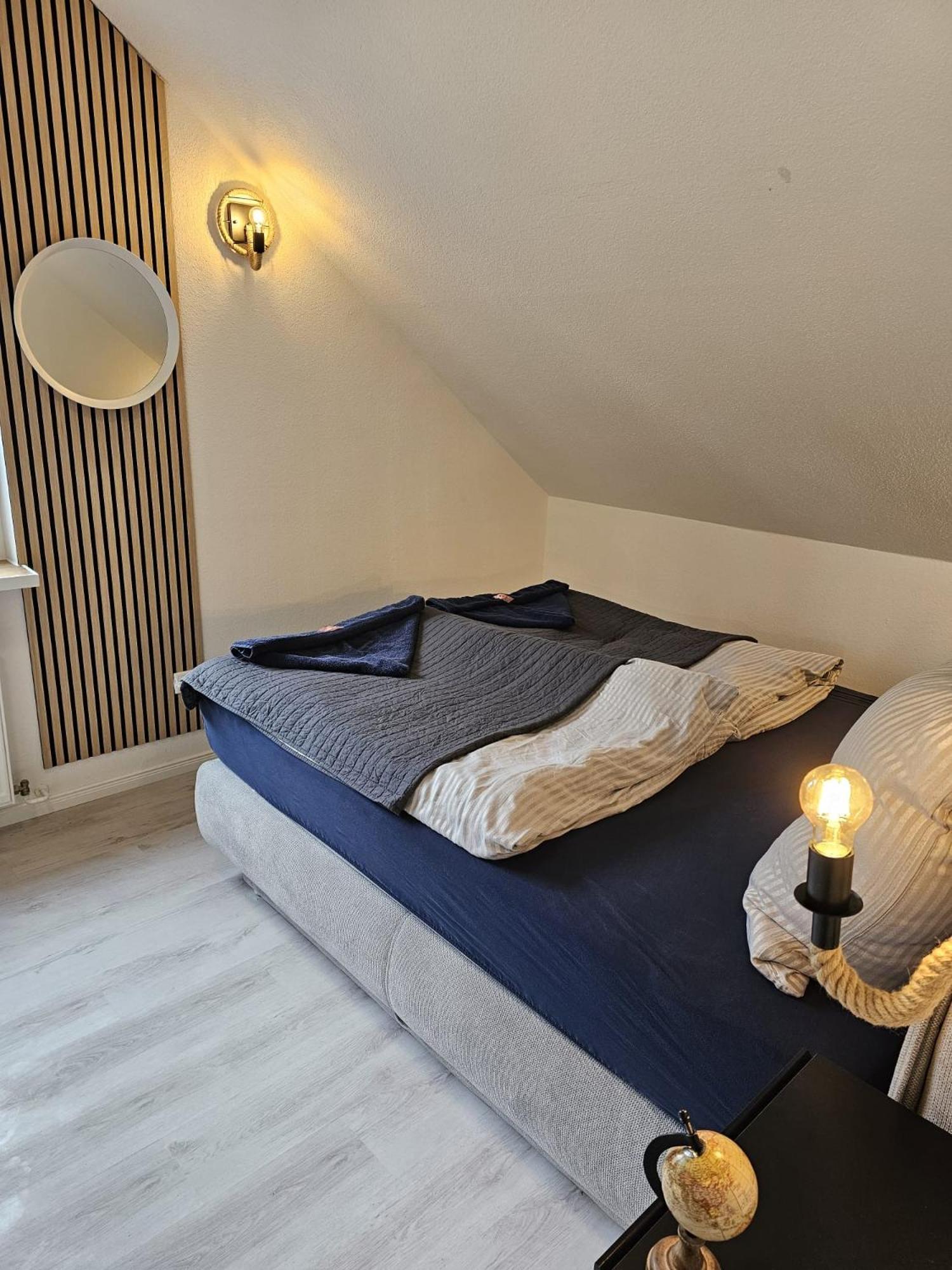 Tautraum Suite Mit Whirlpool Und Gruenem Ausblick Wilhelmshaven Extérieur photo