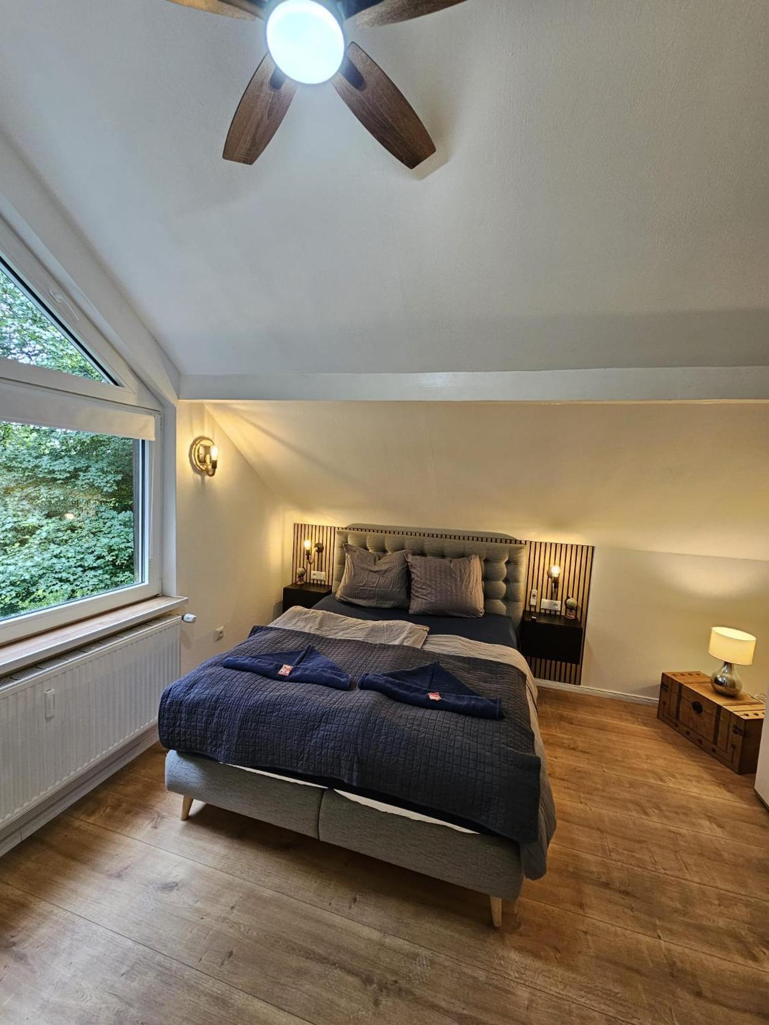 Tautraum Suite Mit Whirlpool Und Gruenem Ausblick Wilhelmshaven Extérieur photo