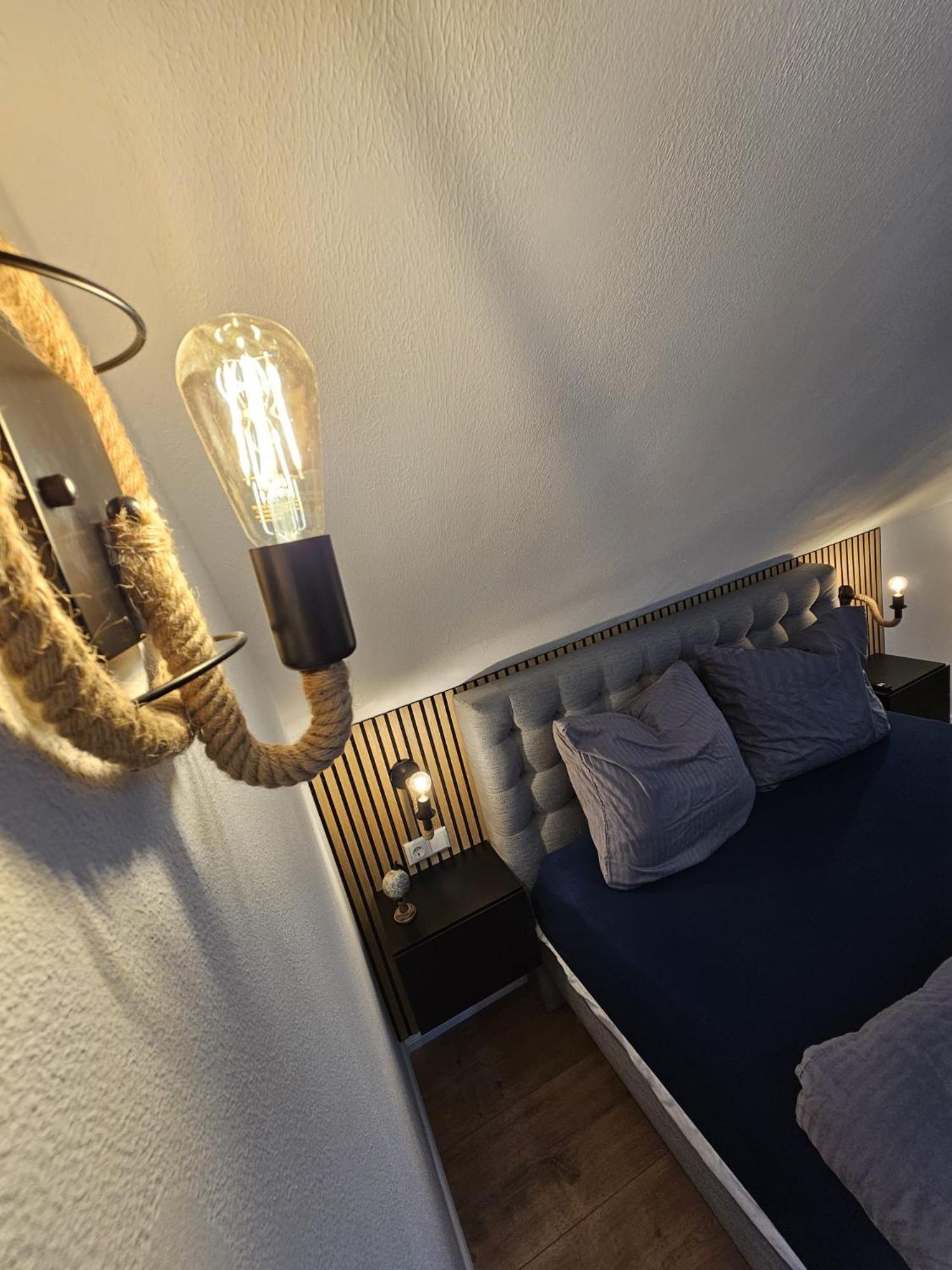 Tautraum Suite Mit Whirlpool Und Gruenem Ausblick Wilhelmshaven Extérieur photo